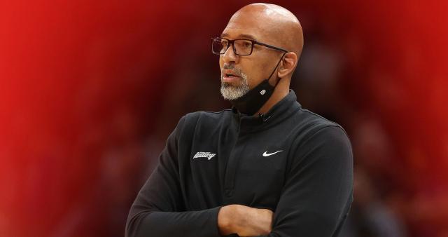 世俱杯-场外风波并未影响太阳众将 蒙蒂助球队团结一心