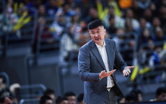 世俱杯买球APP-广东宏远16分大败！输给辽宁男篮，崔永熙首秀2分，萨林杰0分